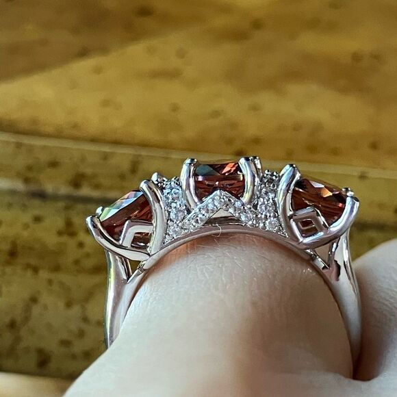 Red Labradorite Sterling Silver Ring Size 6 - Picture 2 of 9